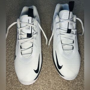 Nike White and Black Sneakers